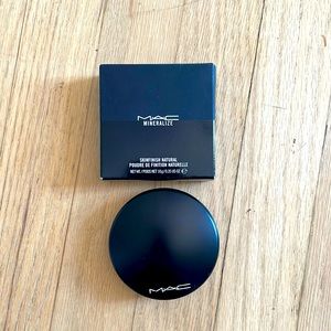 MAC Mineralize Skinfinish Natural powder in Light